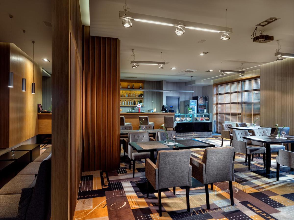 Atrium Apartamenty Сарбиново Экстерьер фото